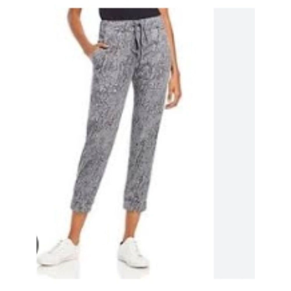 EUC BELLA DAHL Gray Drawstring Joggers in Size M